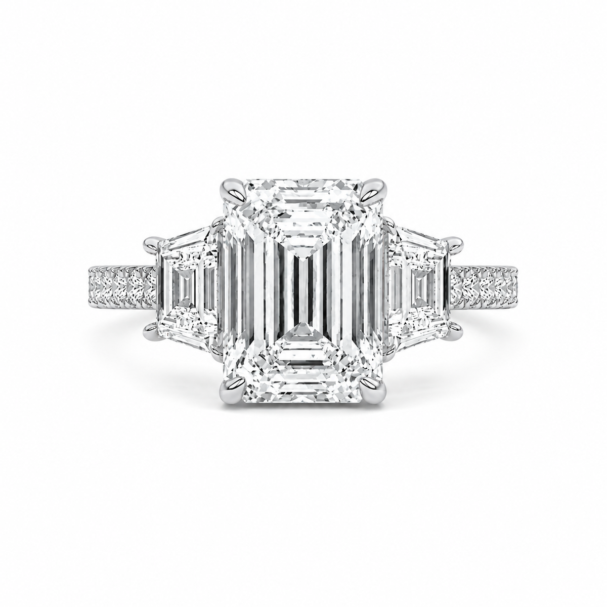 Emerald LG Diamond Ring