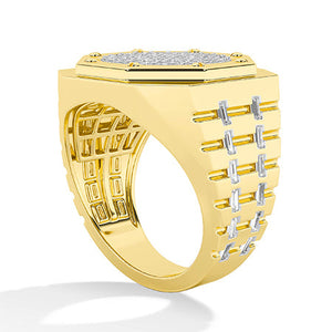 Baguette Lab-Grown Diamond Ring in 18K yellow gold, side view