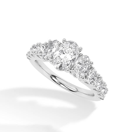 Oval LG Diamond Ring in Yellow Gold - Binson Diamonds Antwerp