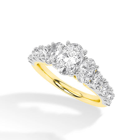 Oval LG Diamond Ring in Yellow Gold - Binson Diamonds Antwerp