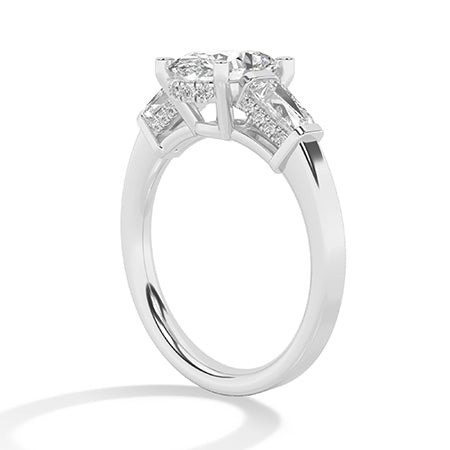 Oval LG Diamond Ring in White Gold - Binson Diamonds Antwerp