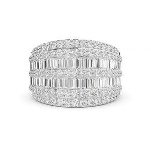 Round Lab-Grown Diamond Ring in 18K yellow gold, overhead view