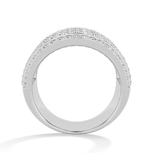 Round Lab-Grown Diamond Ring in 18K white gold, front view