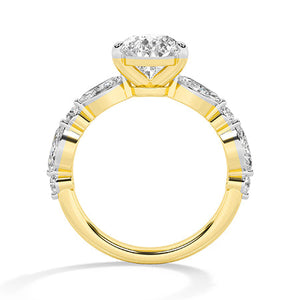 Pear Lab-Grown Diamond Ring in 18K yellow gold, front view