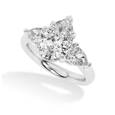 Pear LG Diamond Ring in Yellow Gold - Binson Diamonds Antwerp