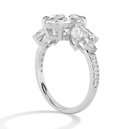Oval LG Diamond Ring in Yellow Gold - Binson Diamonds Antwerp