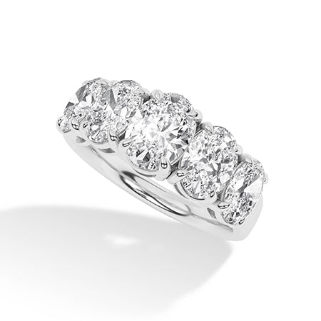 Oval LG Diamond Ring in Yellow Gold - Binson Diamonds Antwerp