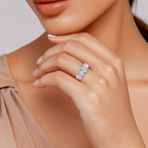 Oval LG Diamond Ring in Rose Gold - Binson Diamonds Antwerp