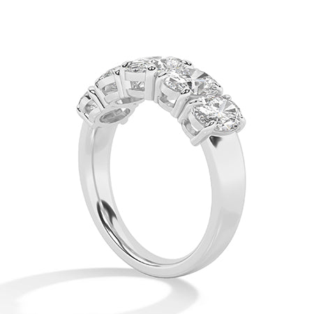 Oval LG Diamond Ring in Yellow Gold - Binson Diamonds Antwerp