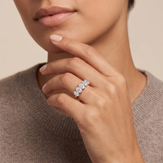 Oval LG Diamond Ring