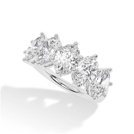 Oval LG Diamond Ring in White Gold - Binson Diamonds Antwerp