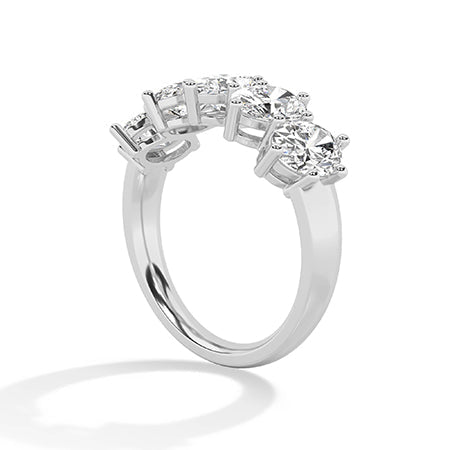 Oval LG Diamond Ring in White Gold - Binson Diamonds Antwerp
