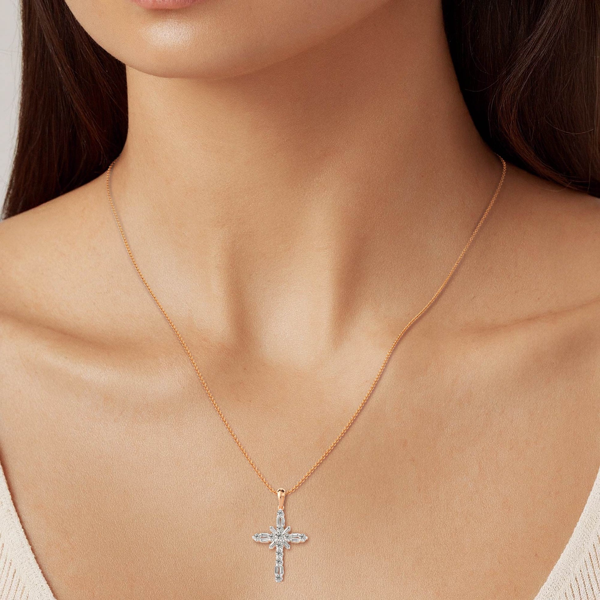 Round LG Diamond Pendant in Yellow Gold - Binson Diamonds Antwerp