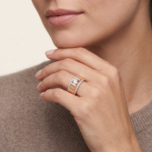 Round LG Diamond Ring
