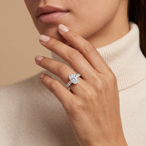 Oval LG Diamond Ring