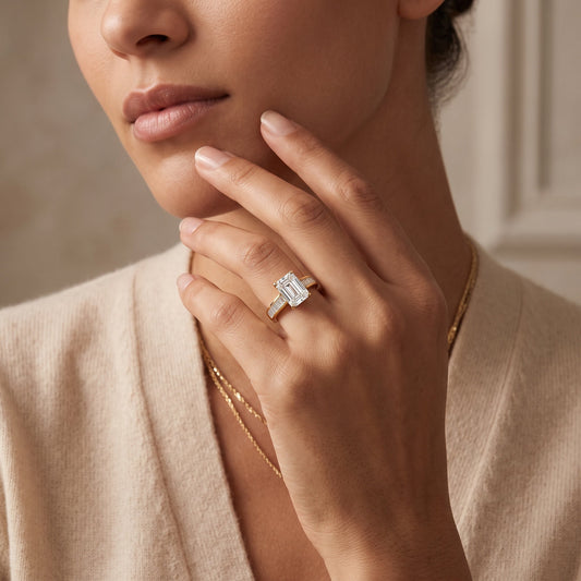 Emerald LG Diamond Ring